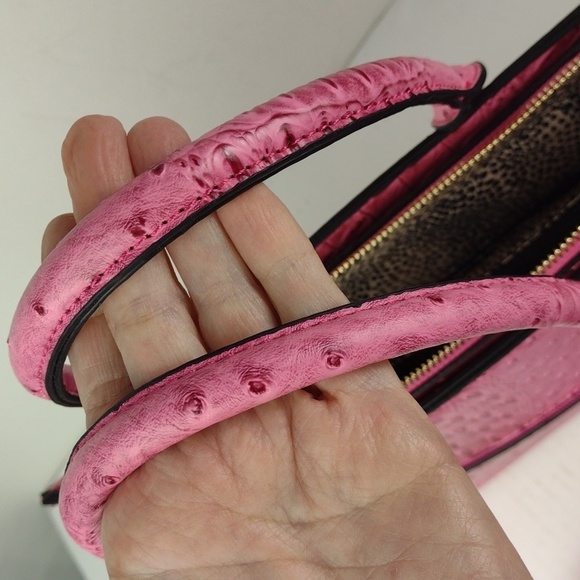 Hot Pink Faux Ostrich Brahmin-Like Hand-Bag Crossbody W/Matching Wristlet NWOT - Picture 15 of 16